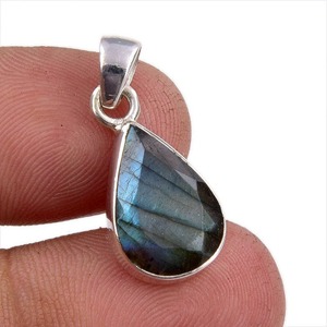 Colgante Clásico de Plata de Ley 925 para Mujer, Hecho a Mano, con Cristal de Estrás en Engaste de Bisel, Chapado en Rodio, para Aniversario - Product Image 2