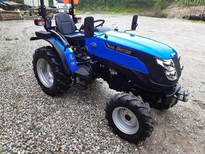 Tractor de un solo eje SOLIS 26 con motor de 55 HP y caja de cambios - Product Image 5