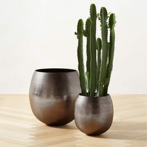 Stylish Indoor Planters Minimalist Metal Planters <b>Herbs</b> <b>Pot</b> Plants Container for Home Hotel Decor Living Room Decoration Planter - Product Image 4