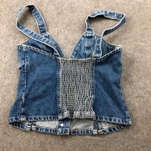 Top Femmes Petit Denim Sans Manches Bouton Avant Dentelle Débardeur - Product Image 5