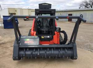 Kubota-Minicargador de dirección deslizante, equipo forestal duradero, motor diésel Euro5, alta capacidad de carga - Product Image 5