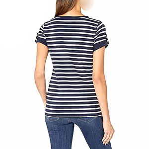 Precio al por mayor Contraste de color azul y blanco Servicio OEM Hecho a mano Ropa para adultos Camisetas de algodón estampadas de ajuste regular para mujeres - Product Image 4