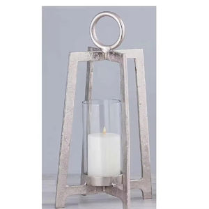 Bougeoir de couleur argent au design unique décoratif fait à la main Décor de restaurant Lot de 2 bougeoirs en métal de qualité supérieure - Product Image 4