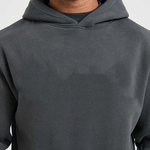 Sudadera con capucha de felpa francesa de alto gramaje para hombre, corte holgado personalizado, hombros caídos, estilo oversize, con capucha grande y bolsillos. - Product Image 5