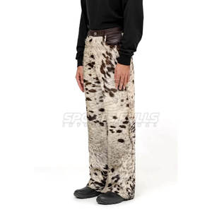 Pantalon en cuir pour hommes à la mode avec bord brut détaillant un pantalon teint personnalisé - Product Image 3
