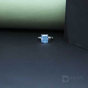 แหวนที่ผ่านการรับรองของ14KT ทำจากสเตนเลสสตีลสีทอง1.25ct สีฟ้าสดใสสดใสได้รับการรับรองว่าเป็นของขวัญแต่งงานที่มีสไตล์ - Product Image 2