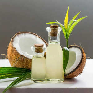 Huile de coco raffinée biologique à prix d'usine pour la cuisson, certifiée ISO, fractionnée, naturelle, vierge, de qualité supérieure - Product Image 1