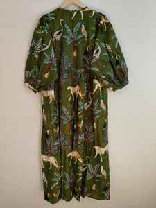 Robe longue maxi en coton à imprimé animal jungle vert, col en V, manches longues, pour femmes, vêtements de vacances d'été, fabriquée à la main - Product Image 6