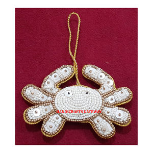 Nuevo Adorno de Diseño Increíble con Forma de Araña y Bordado Dorado con Cuentas para Decoración de Árboles de Navidad - Product Image 1