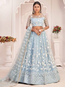 Lehenga moderne et attrayant avec broderie de sequins, chemisier avec dupatta et glands, vêtements pour femmes - Product Image 4