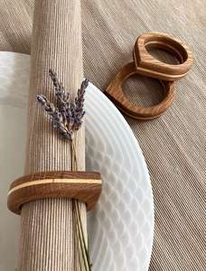 Rondelles de serviette en rotin élégant Décor de table en osier pour table à manger - Product Image 2