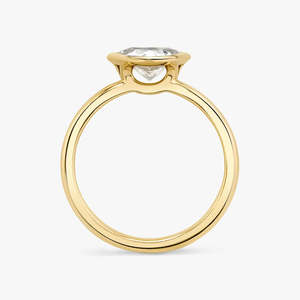 Anillo de Compromiso de Diamante Natural de Corte Trillón, Lujoso y Premium, con Elegante Engaste de Bisel, Oro Amarillo de 18k, 3g, para Mujer - Product Image 4