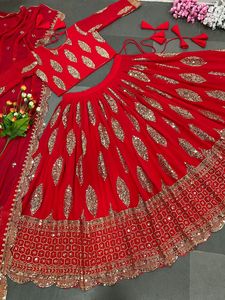 Venta caliente diseñador nupcial Lehnga Choli para fiesta de boda desgaste Lahnga Choli India 2023 vestido de diseño a precio mayorista - Product Image 3
