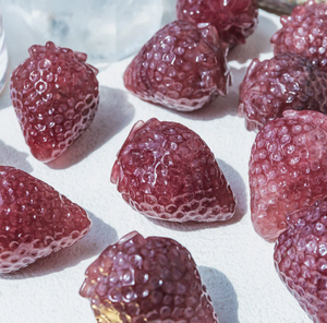 Cuarzo Fresa Natural de Alta Calidad Tallado a Mano, Cristal Pulido, Artesanía Decorativa, Modelo Estilo Amor, Joyería Ying Lai - Product Image 5