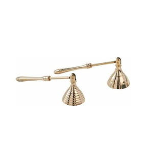 Éteignoir à bougie en laiton et aluminium fait à la main avec support de décoration de Noël en métal doré de style Ins en relief en bois - Product Image 6