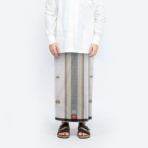 Sarong BHS Excellent Or Motif Jacquard E52 SGA Blanc Jaune 01 pour Adultes Sarong Indonésien pour Hommes/FUTA - Product Image 1