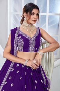 Diseñador más vendido Georgette Lehenga Choli con Secuencia de bordado pesado Trabajo nupcial Lehenga Choli - Product Image 2