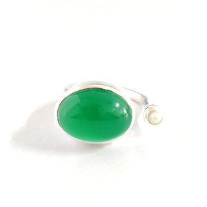 Unisex Beautiful <b>Large</b> Green Onyx Cabochon <b>Ring</b> Comfortable Smooth Fit Fine Jewelry for Everyday Wear - Product Image 1
