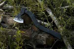 Hacha Vikinga Hecha a Mano de Grado Industrial, Acero con Alto Contenido de Carbono, Mango de Madera, Hacha Vikinga OEM con Empuñadura de Cuero y Funda de Cuero - Product Image 6