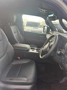 PREMIER PROPRIÉTAIRE TOYOTA LAND CRUISER LWB COMMERCIAL DIESEL SUV RHD 2025 VOITURE D'OCCASION - Product Image 2