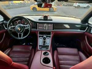Pre-owned Clean 2019 Porsch-e Panamer-a 4S - Product Image 5