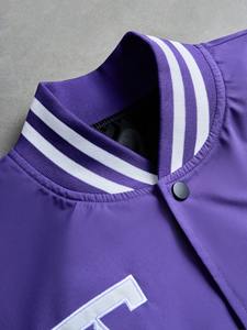 เสื้อแจ็คเก็ตบอมเบอร์ทรงหลวม ผ้าขนสัตว์รักษ์โลก สไตล์วินเทจ คอตั้ง สีพื้น สำหรับฤดูหนาว ปักโลโก้ด้านหน้าได้ตามต้องการ สำหรับทุกเพศ - Product Image 5
