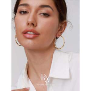 Orecchini a Cerchio Grandi Placcati Oro Leggeri, Stile Vintage, Spessi, a Forma di Bambù, Inossidabili, Regalo per Lei - Product Image 6