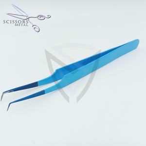 Pinzas para extensión de pestañas de color rosa fuerte con aislamiento profesional de acero inoxidable al por mayor agarre de diamante sostenible - Product Image 1