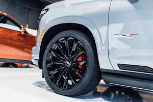 Escalade-V ESV 2025 de conception standard - Product Image 4