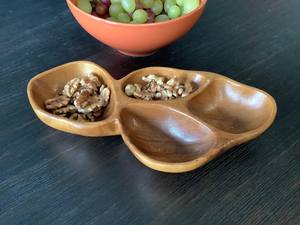 Plato de madera dividido para servir nueces, aperitivos, frutas secas, postres, ensalada de desayuno, plato de cocina de mesa - Product Image 2