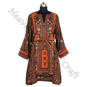 Vintage noir afghan Balochi robe à la main afghani/irani/balochi/pakistani/indien BDR011 femmes portent le meilleur design robe Vintage - Product Image 3