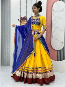 Su versatilidad abarca desde la ropa India informal hasta la elegancia específica de la ceremonia/el hilo glamuroso ofrece un toque moderno de Lehenga - Product Image 4