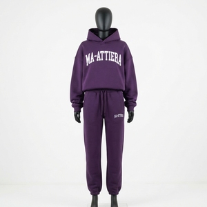 Conjunto de Sudadera con Capucha y Pantalones de Chándal de Forro Polar Morado para Mujer, Estilo Casual y Urbano - Product Image 2