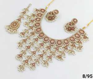 Gargantilla con tachuelas de Kundan y gota tradicional chapada en oro de lujo indio, collar Jumkha, pendiente, conjunto de joyería Mangtika para niña - Product Image 3