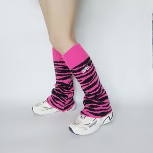 Kustom Y2K modis akrilik garis pola rajutan penghangat kaki untuk wanita dengan Logo kustom pesta & penggunaan sehari-hari - Product Image 1