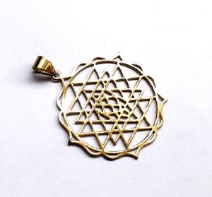 Pendentif en laiton Shree Yantra Yogo pendentif uni en laiton couleur or pendentif Chakra Shri - Product Image 2