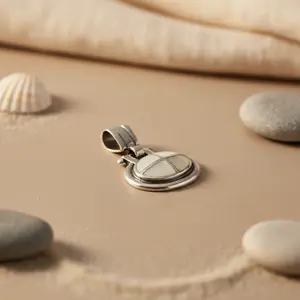 Pendentif en argent 925 fait main avec nacre pour femmes, design ovale, style vintage religieux, bijoux en or, pierre principale en diamant, numéro - Product Image 2