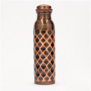 Bouteille d'eau en cuivre de nouveaux modèles avec fermeture étanche à la main et caractéristiques de purification de l'eau ayurvédique - Product Image 3