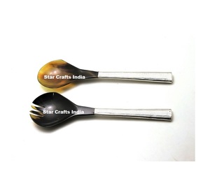 Ensemble de couverts de service à salade de style américain, écologiques, faits main, les plus vendus, comprenant des outils à salade en corne forgée, des cuillères et des fourchettes - Product Image 6