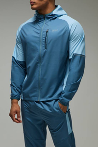 Chándal Deportivo Personalizado con Logotipo, Ecológico, Informal, de Poliéster, con Cierre, para Uso en el Gimnasio, Diseño de Impresión por Transferencia de Calor, Venta al Por Mayor - Product Image 6