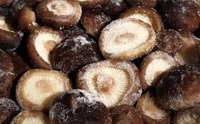 Hongo shiitake congelado 500g por bolsa Hongo delicioso de Vietnam - Product Image 4