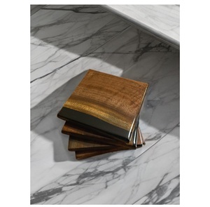 Juego de 5 posavasos de nogal elegantes de forma cuadrada con resina multicolor, perfectos para el hogar, Hotel, uso de mesa, accesorio, decoración de comedor - Product Image 6