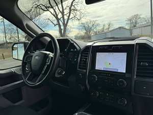 Ford F-150 XLT FX4 Usado del 2019 - Product Image 2