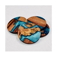 Sous-verres en bois de noyer naturel, faits main, écologiques, de style campagnard, en résine époxy de qualité alimentaire, très demandés, élégants et fonctionnels pour la table