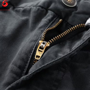 กางเกงคาร์โก้ผ้าแคนวาสผู้ชายสั่งทำพิเศษ ระบายอากาศ แห้งเร็ว ผ้าฝ้าย 100% สไตล์ลำลอง มีหลายกระเป๋า เหมาะสำหรับใส่เที่ยวเล่นกลางแจ้ง - Product Image 4