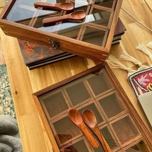 Boîte à épices en bois nouvellement arrivée avec dessus en verre 9 sections et cuillère boîte à épices en bois massif à vendre/boîte à épices à la mode - Product Image 6