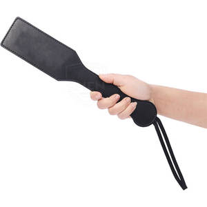 Paddle en cuir sexy à prix bas, vente chaude, offrant une texture lisse en cuir et une forme de paddle équilibrée pour la vente en ligne - Product Image 3