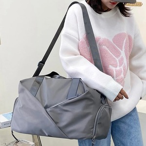 กระเป๋ากีฬาอเนกประสงค์สีดำสำหรับออกกำลังกายการฝึกออกกำลังกายในวันหยุดสุดสัปดาห์กระเป๋าถือแบบเปียกมีซิปกระเป๋าสะพายไหล่กันน้ำ - Product Image 2