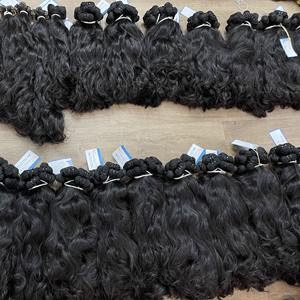 ¡PRODUCTO MEJOR VENTA! Extensión de cabello de trama Paquetes de cabello sin procesar ondulado natural 100% cabello crudo No sintético Sin fibra - Product Image 1