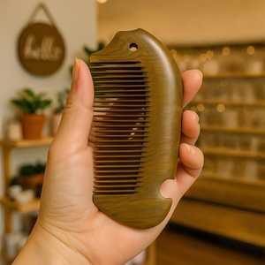 Peigne à cheveux en bois de neem de qualité supérieure, peigne démêlant à dents larges, sans plastique, outil de toilettage naturel pour les soins quotidiens des cheveux - Product Image 6